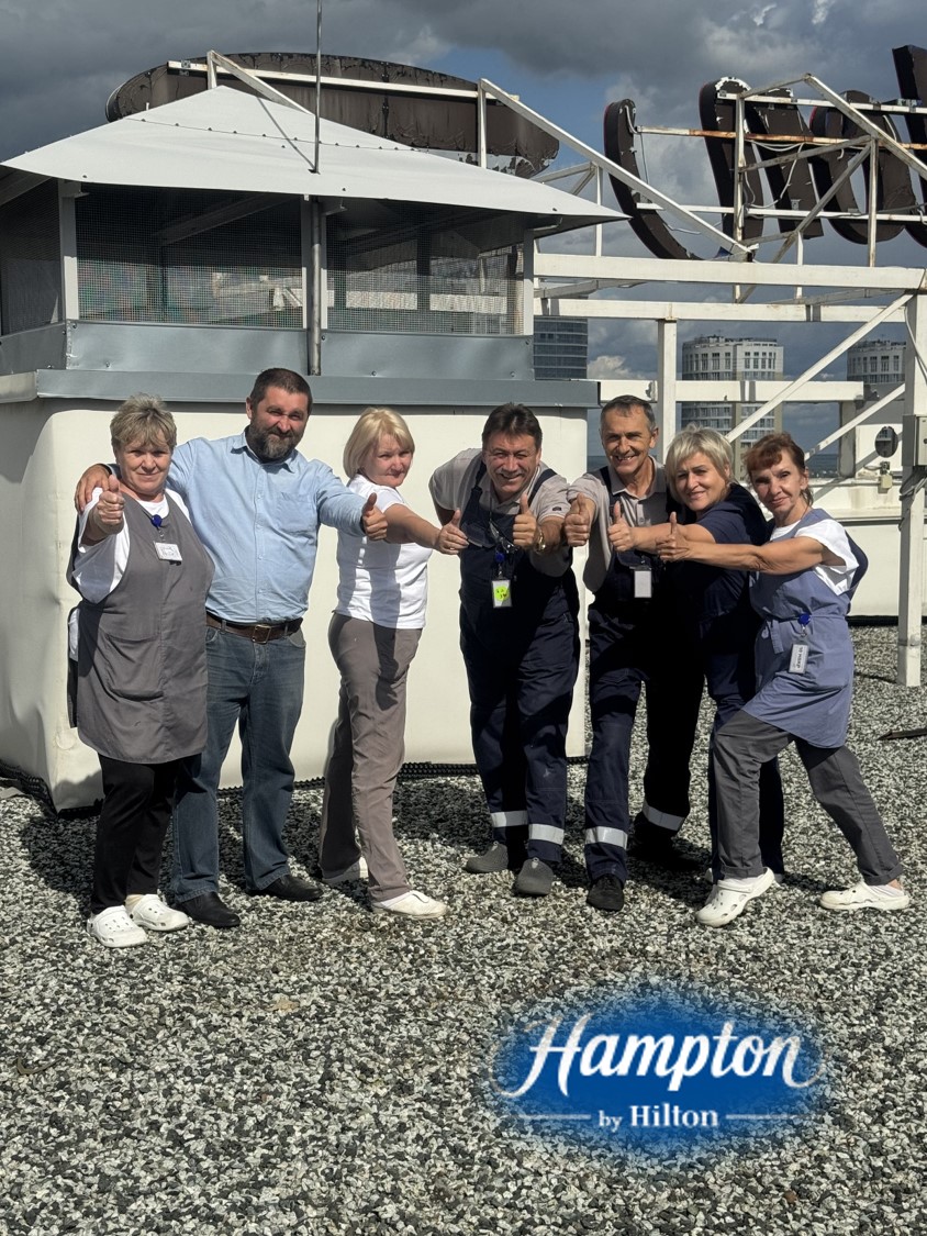 Общий кадр сотрудников Hampton by Hilton